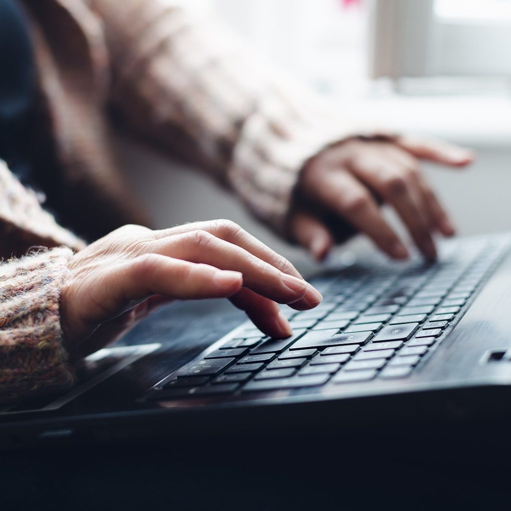 NOVÁ povinná e-fakturace se Slovenskem